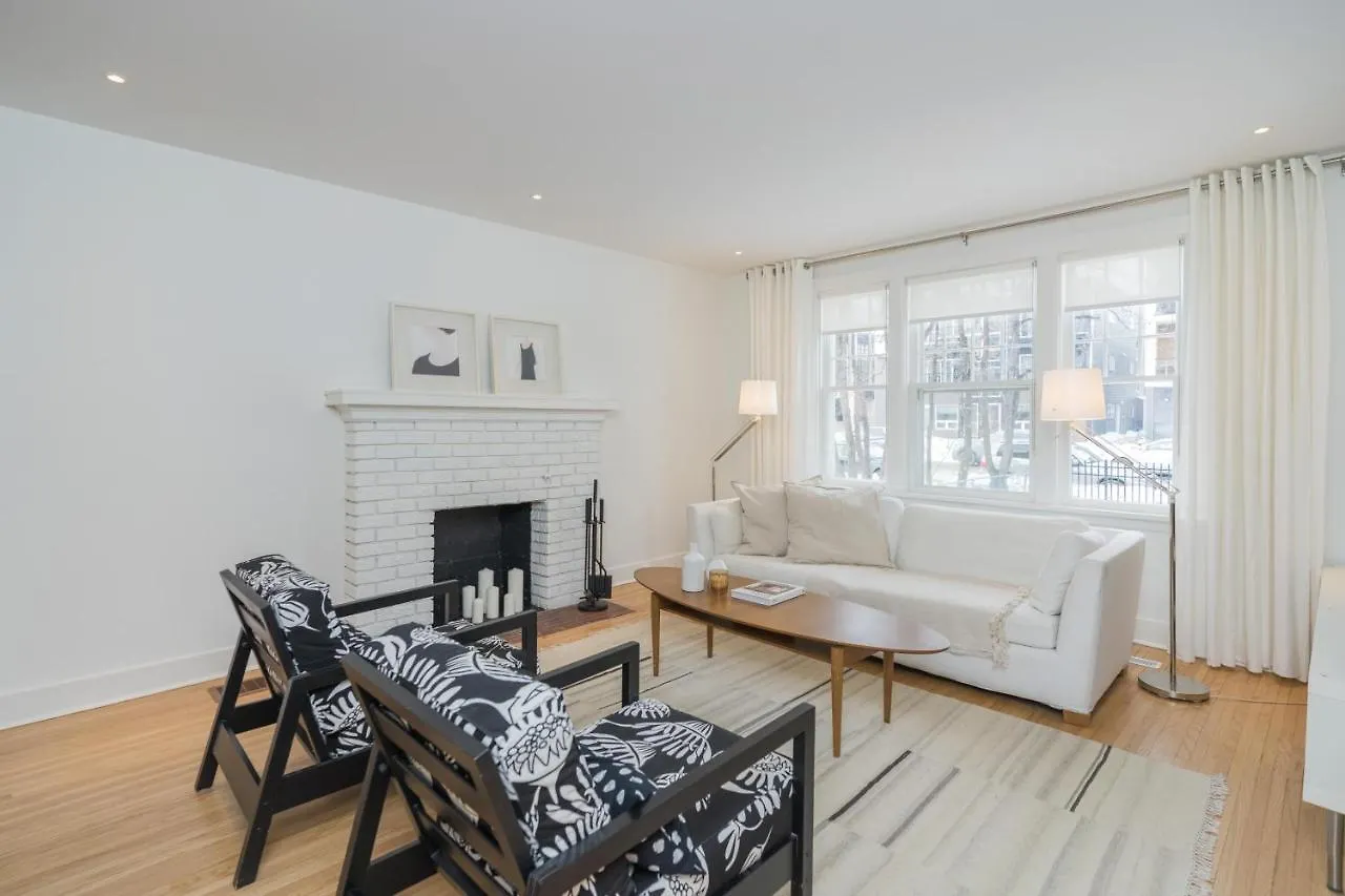 890 Grosvenor Avenue Villa Winnipeg Holiday home